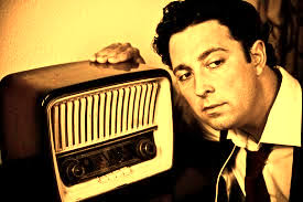 somos el espectador: LAS RADIONOVELAS CON LA HIPNOSIS COLECTIVA EN 100 AÑOS  DE LA RADIO EN MEXICO