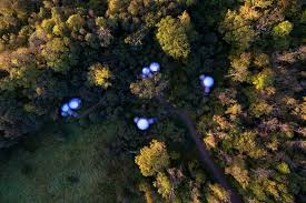 Finn lough resort is a resort in northern ireland. Transparent Bubbles In Ireland Offer Guests Chance To Sleep Under The Stars