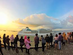 Jawatan kosong suruhanjaya perkhidmatan awam negeri perak darul ridzuan. Harga Tiket Masuk Surabaya North Quay Snq Alamat Lokasi Wisata Tanjung Perak Foto Kapal Pesiar Jejakpiknik Com
