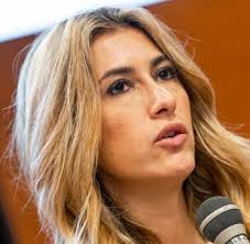 Di maio, ministro alice nel paese che affonda. Annalisa Chirico