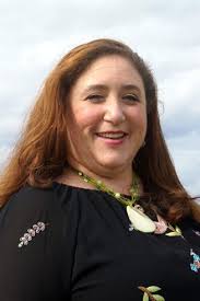 I met the Duck Man. He hides hundreds of ducks every cruise. And wow does  he have FUN doing it. Brilliant ❤️🛳🐥