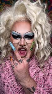 Darcy Willey's Instagram, Twitter & Facebook