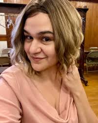 Happy was-supposed-to-be-Scamanda day! I can now share all my bts photos.  The real friends were the wigs we wore along the way. Massive shout out to  @shttywizardhrs, @kindrastyle, and @hinano530 for working