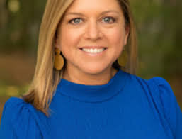 Kale Cooper: Therapist in Savannah