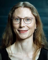 Sonja Walter's Instagram, Twitter & Facebook