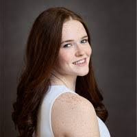 Lindsay Wilder's Instagram, Twitter & Facebook