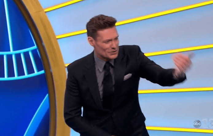 Wheel of Fortune host Ryan Seacrest 'fails to explain rules' as player loses  $1m prize wedge in 'horrendous' moment