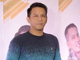 Setelah 11 tahun bercerai dengan ariel. 10 Perempuan Cantik Di Kehidupan Ariel Noah Nomor 3 Manis Banget