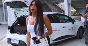 Alexa bătut de anamaria prodan clubul astra a reacţionat oficial după ce antrenorul său a fost umilit in public. Ea Este Femeia Din Cauza CÄreia Dan Alexa A Fost BÄtut De Anamaria Prodan Evenimentul Zilei