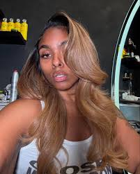 A bimbo summer as a natural blonde 👱🏾‍♀️ @theenirvana gon do it EVERY  TIME!