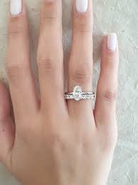Oval Diamond Engagement Ring 1 Carat Oval Shape 18k White Gold Diamond Ring Oval Diamond Ring Solitaire Diamond Ring Engagement Ring Oval Diamond Engagement Ring Oval Diamond Engagement White Gold Diamond Rings