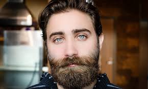 Mais si on faisait aussi appel à des petites ruses pour se délester de nos kilos en trop, en trompant un peu notre cerveau ? Quelle Est La Difference Entre Le Baume Et L 39 Huile De Rasage Cire A Barbe Huile De Rasage Faire Pousser Une Barbe