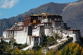The Highest City In The World Lhasa Tibet Palacio De Potala Palacios Ciudades