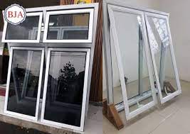 Jendela ini berfungsi sebagai masuknya cahaya matahari membuat penampilan rumah minimalis anda terlihat mewah dengan ada nya kaca cermin hitam yang ada pada jendela. Model Jendela Aluminium Untuk Rumah Pintu Jendela Kusen Aluminium Bogor Jakarta Distributor
