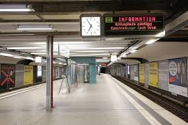 Dienstag, 15 uhr, bis freitag, 9 uhr streik für personenzüge: Nachster Arbeitskampf In Hamburg In Bus Und Bahn Hilft Dieser Streik Dem Virus Mopo