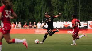 Ajax Vrouwen starten Eredivisie-seizoen met drie punten