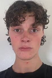 Noah Gee's Instagram, Twitter & Facebook