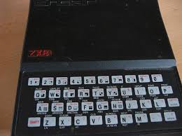 Uno con 16 kb a un precio de 125 libras (ampliable a 48 kb por 60 libras) y otro con 48 kb de fábrica por 175 libras. Sinclair Zx81 Jungsis Corner