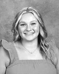 Mary Oglesbee's Instagram, Twitter & Facebook