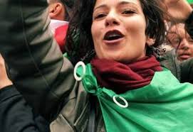 Mulher': documentário explora a conexão invisível entre o ser feminino