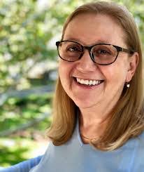 Fran Dickson's Instagram, Twitter & Facebook