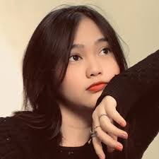 Alexandra Almodovar's Instagram, Twitter & Facebook