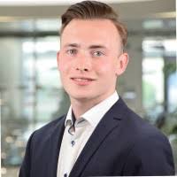 3200+ profils pour “Riss”