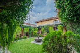A courtyard that literally sits right in the middle of your floor plan. House Hunting In Guatemala A Restored Colonial Era Villa The New York Times