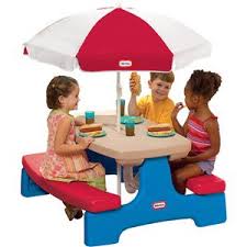 Little Tikes Easy Store Table With Umbrella Walmart Com Little Tikes Picnic Table With Umbrella Kids Outdoor Furniture