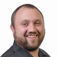 Robbie Lund's Instagram, Twitter & Facebook