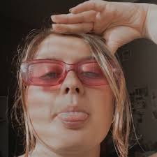 abby poore (@AbbyPoore)