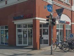 Wir ticken anders als typische banker, weil wir genau wissen wie es ist bankkunde zu sein. Ihre Targobank In Oldenburg Lange Str 2