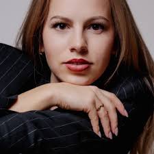 Die letzten Wochen hatten für mich einen gemeinsamen Nenner:  Weiterentwicklung. Beruflich. Kreativ. Technisch. Seit Anfang Dezember  unterstütze ich den Behördenverlag Jüngling-gbb GmbH & Co. KG im…