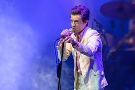 We did not find results for: The Killers Frontman Brandon Flowers Washes His Hands While Singing Mr Brightside Audiojuju
