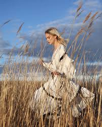 Helene Mayne (@helenemayne_stylist) • Instagram photos and videos