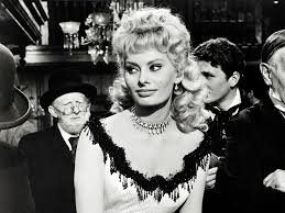 A striking beauty, loren is often listed among the world's all time most attractive women. Os Oito Melhores Filmes Com Sophia Loren