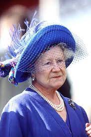 The Time A Guard Failed To Recognise The Queen Funny Anecdotes From The Royal Family Queen Mother Queen Mom Her Majesty The Queen