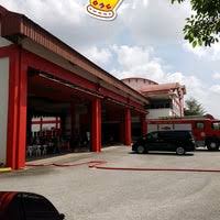 Namun akhirnya myvi gagal elak dan bertembung. Photos At Balai Bomba Dan Penyelamat Bukit Jelutong Fire Station