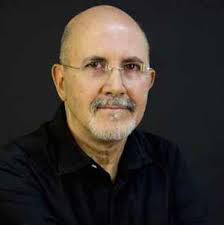 Eusebio E. Galván: "cultivar conscientemente el 'momento presente … momento  maravilloso'…"