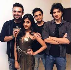 Actor gemini chakraborty has given her daughter dishani chakraborty all the facilities. Dishani Chakraborty Wiki Age Boyfriend Family Biography More Wikibio