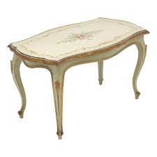 1910 has a hexagonal moulded top above four turned legs with a shaped x framed cross stretcher. Painted Venetian Antique Coffee Table For Sale At 1stdibs