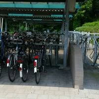 Station lokeren is een spoorwegstation langs lijn 59 in de stad lokeren. Fietsenstalling Station Lokeren Parking In Lokeren