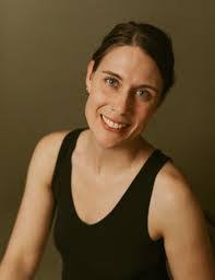 Meredith Clemons's Instagram, Twitter & Facebook