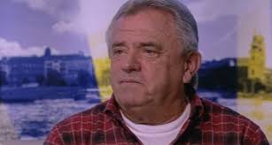 Az egyik arra járó ismerős talán. Vitte A Bank A Luxuslakasat Meszolynek Is Esti Ujsag Hirek Es Bulvar Minden Mennyisegben