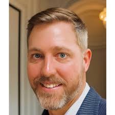 Kris Cali's Instagram, Twitter & Facebook