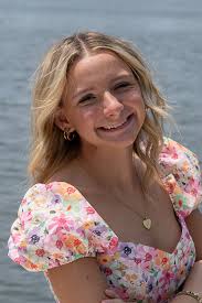 Fifteen Competing For Title Of Queen Of The Lakes 2025