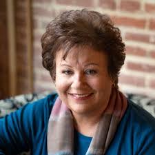 Meredith Hafer's Instagram, Twitter & Facebook