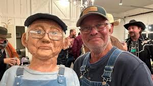 Everything We Know About Joe Looney's Emotional Exit From HGTV's Fixer To  Fabulous