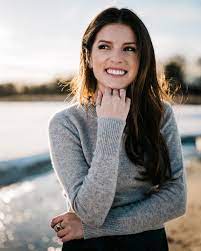 Anna kendrick has over 16 million followers on instagram, and her followers are definitely loyal to this social media queen. Anna Kendrick Instagram Pictures 01 05 2019 Hawtcelebs