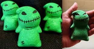 This baby yoda bath bomb and soap set is perfect for just about anyone for any occasion! You Can Get An Oogie Boogie Bath Bomb And It S So Cool I Can T Believe My Eyes